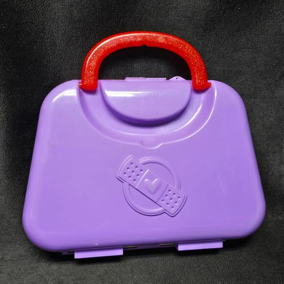 Disney Junior Just Play Doc McStuffins Doctor's Bag Set - Doctor / Nurse Care - Picture 5 of 10